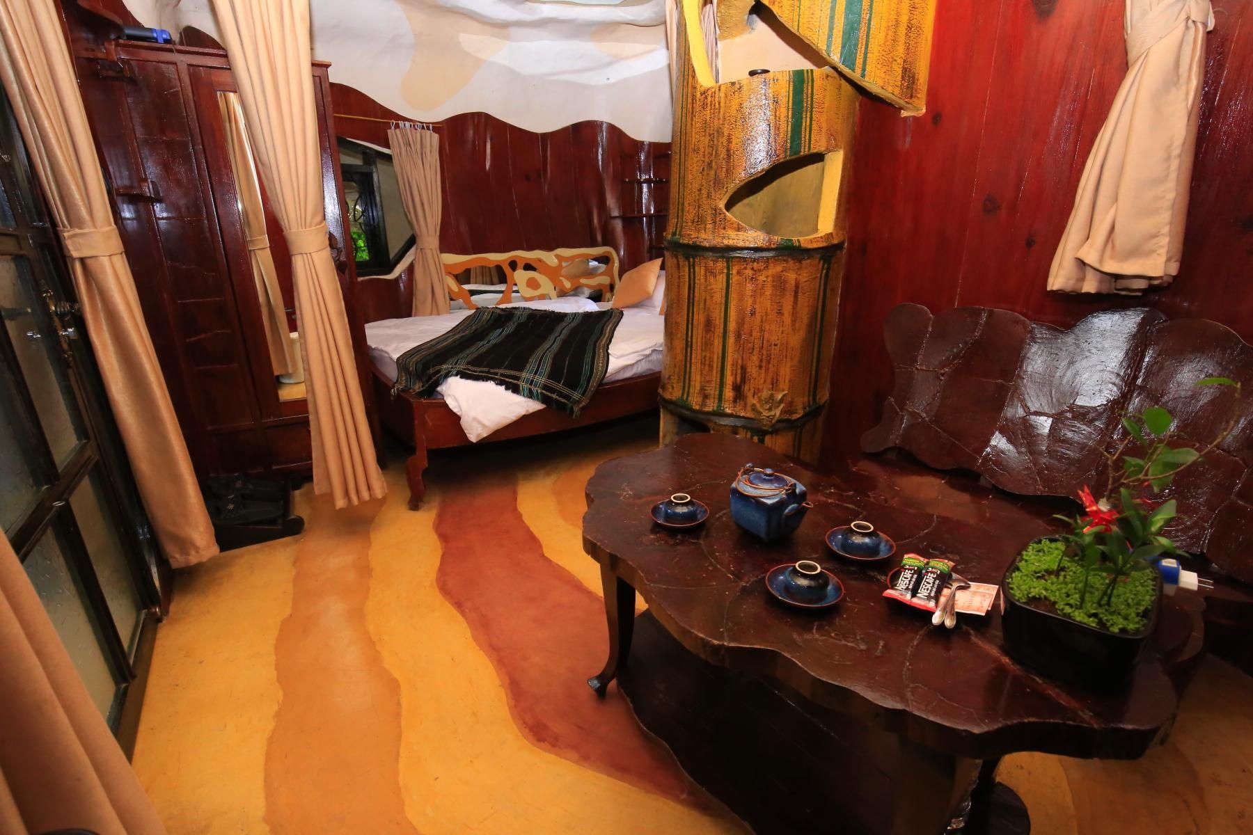 undefined Crazy House 7