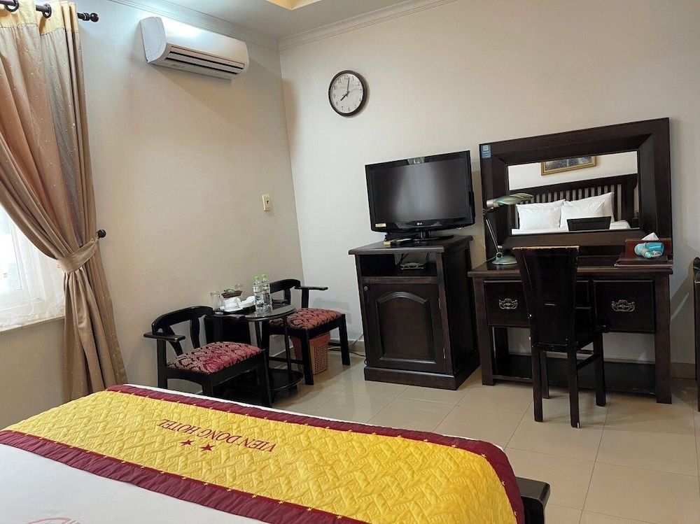 undefined Vien Dong Hotel Phu My Hung 8