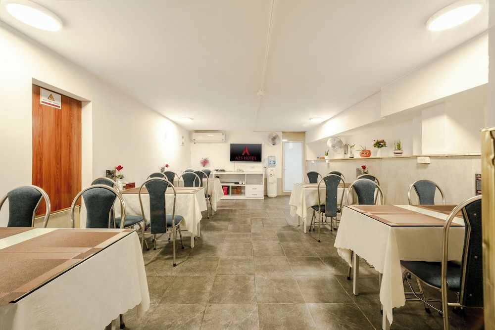 undefined A25 Hotel - 46 Chau Long 4