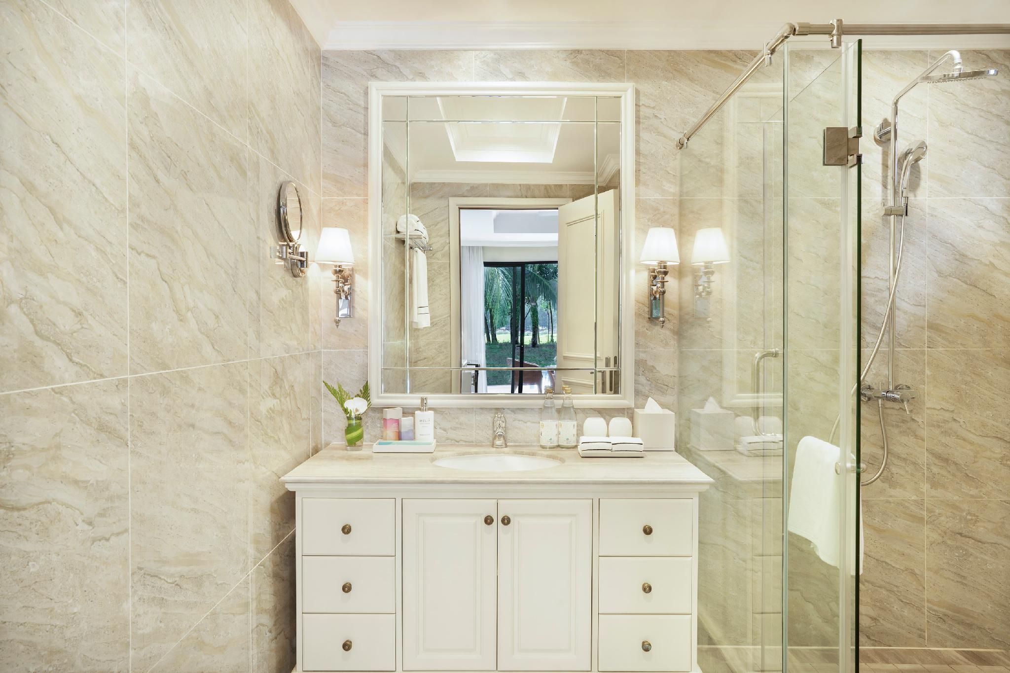 Four-Bedroom Villa with Garden View