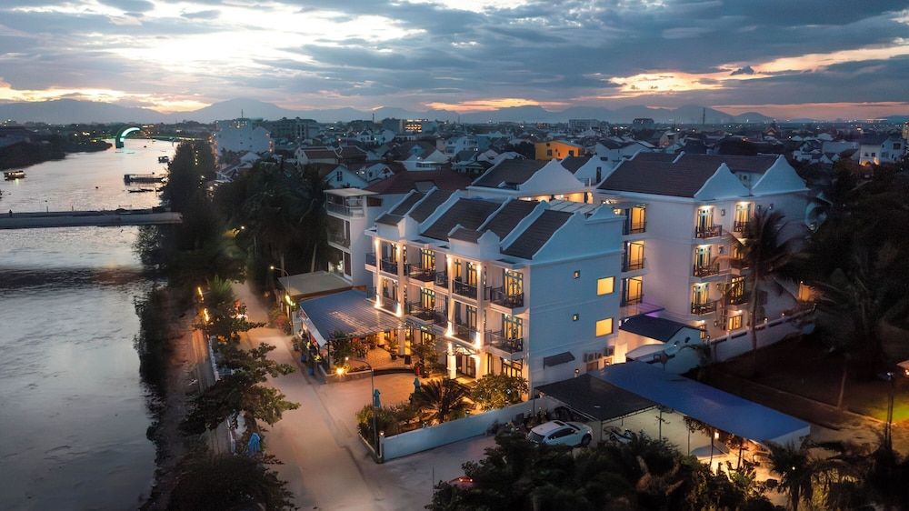 undefined Silk River Hoi An Hotel & Spa 7