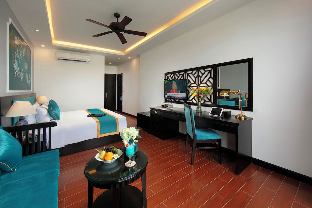 undefined Silk River Hoi An Hotel & Spa 8