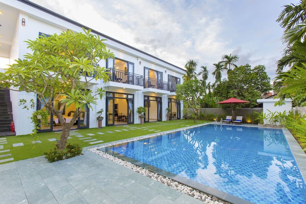 undefined Hoi An Hideaway Villa 6