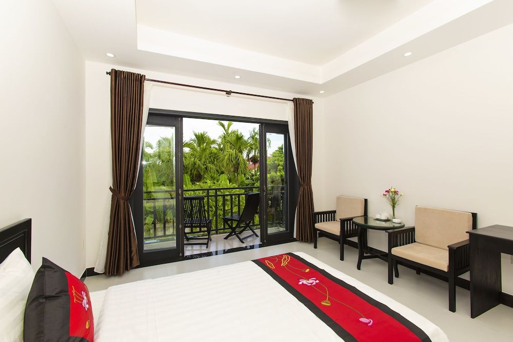 undefined Hoi An Hideaway Villa