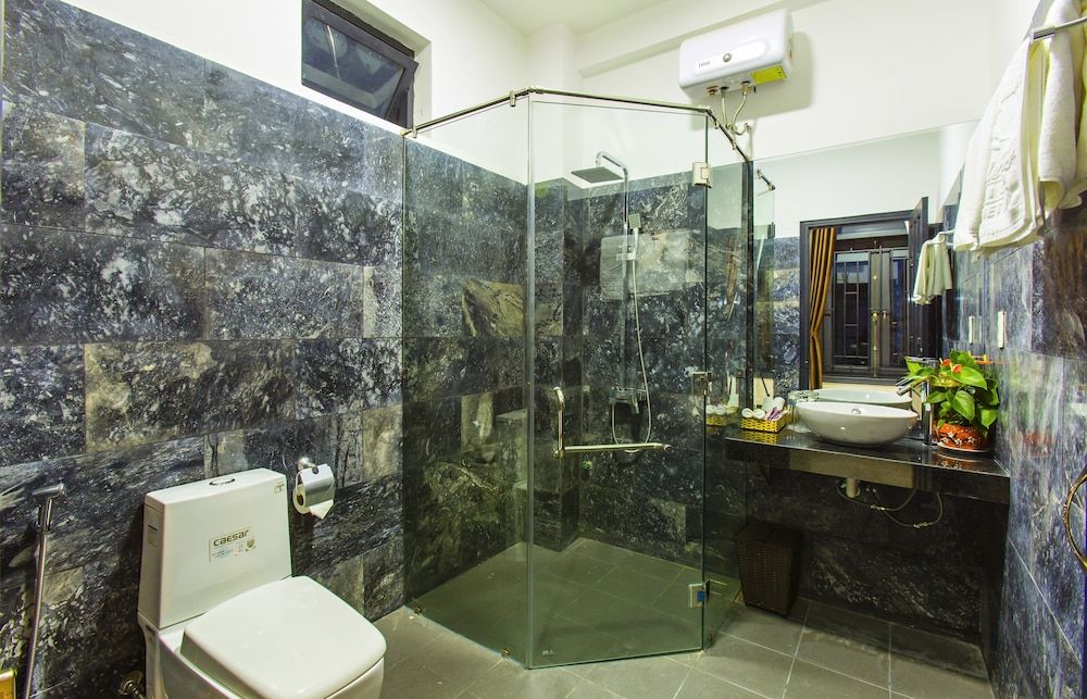 Hoi An Hideaway Villa Sunrise Room 5