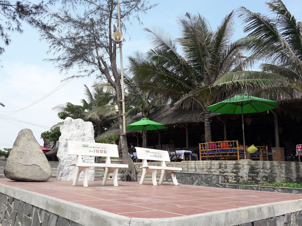 undefined Life Beach Villa 8