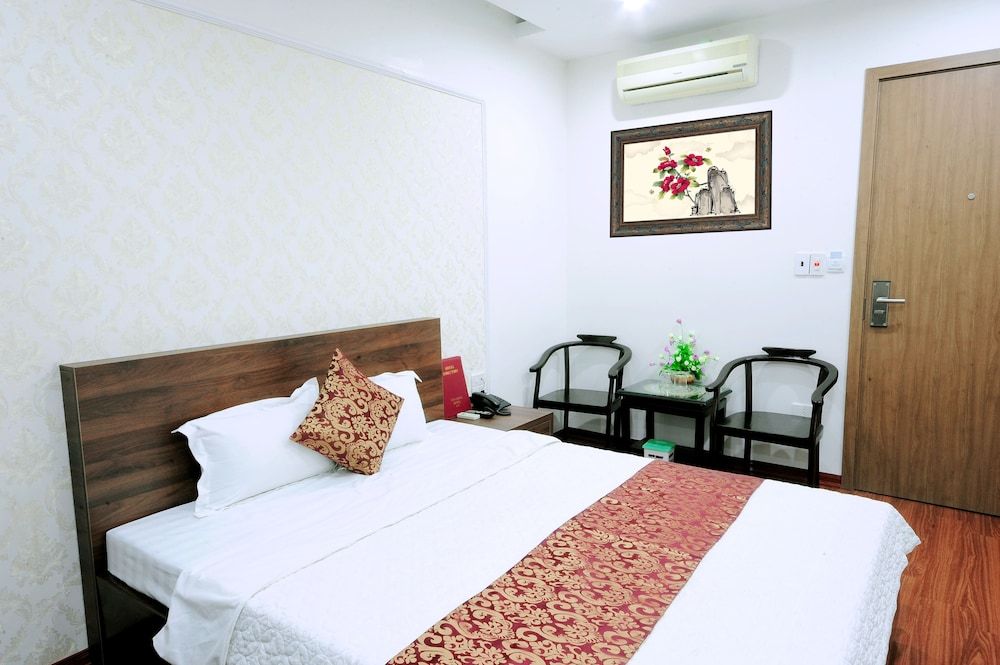 undefined Van Giang Hotel 7