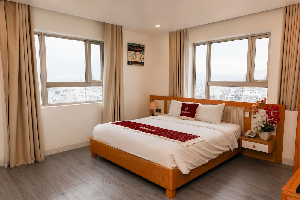 undefined Grand Jeep Hotel Danang 8