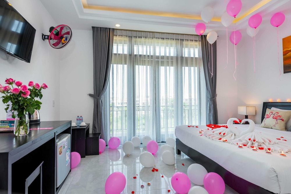 Flamingo Villa Hoi An Superior Double Room - Spacious with Balcony 10