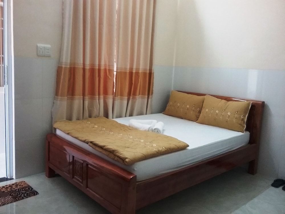 Hai Lam Guesthouse Double Room 13