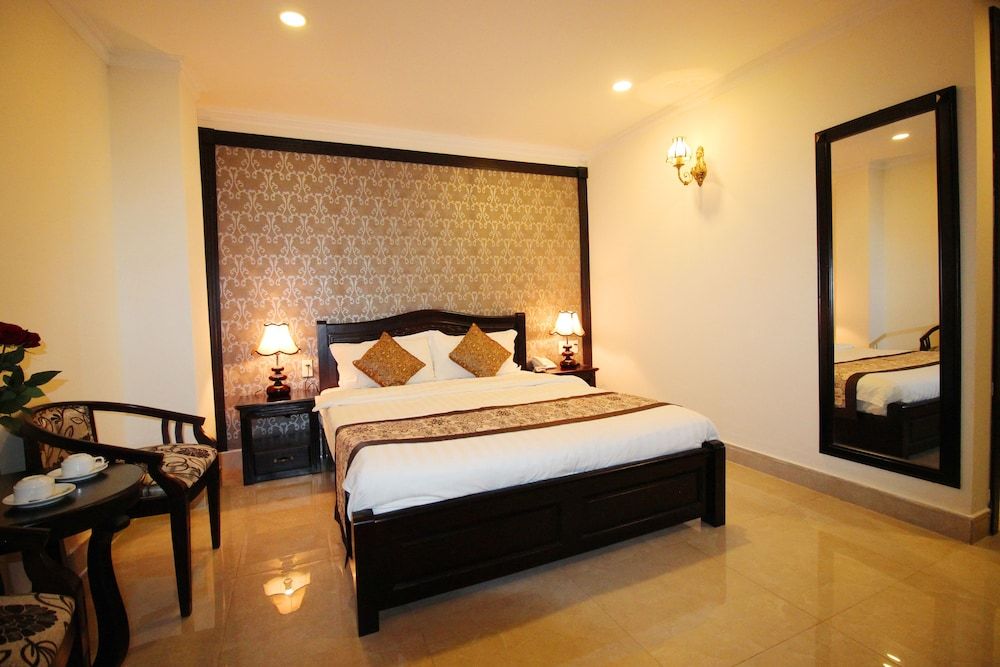 undefined Royal Hotel Dalat 4