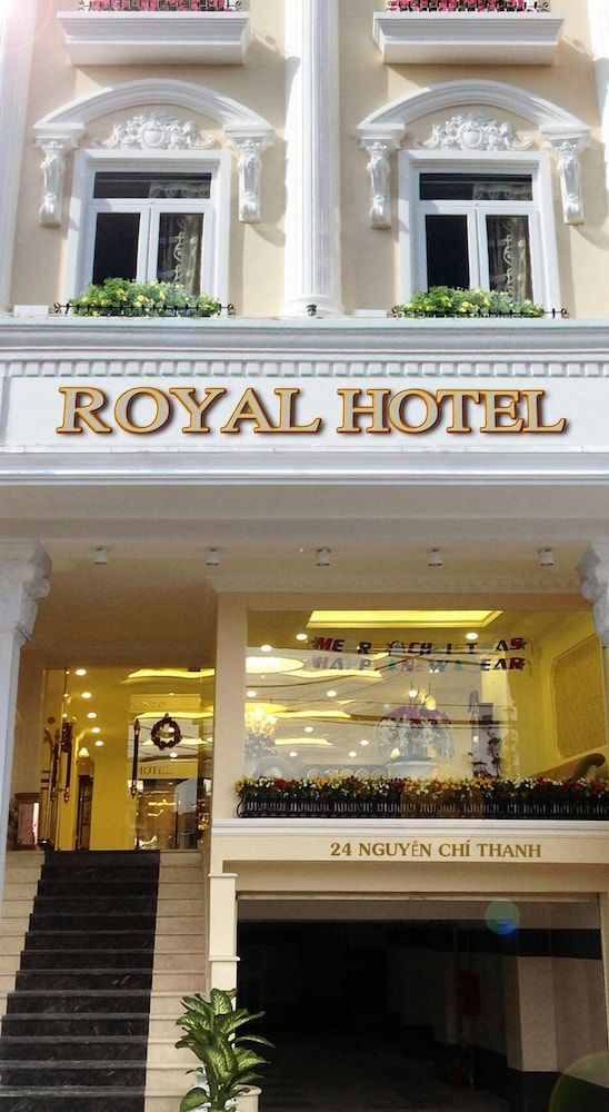 undefined Royal Hotel Dalat 2