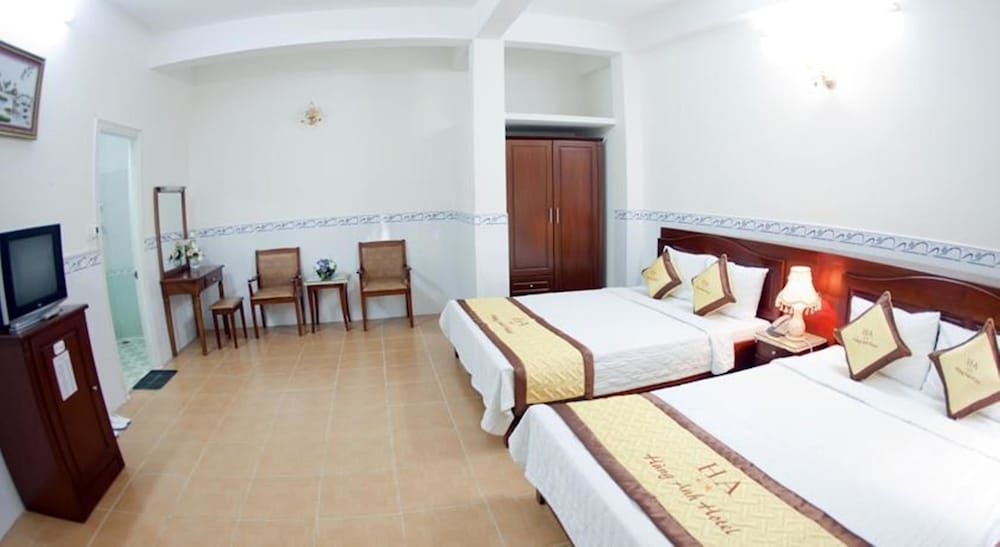 Hung Anh Hotel Superior Double Room 11