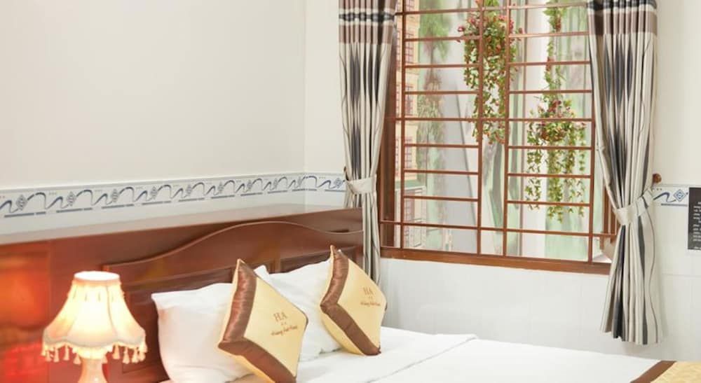 undefined Hung Anh Hotel 8