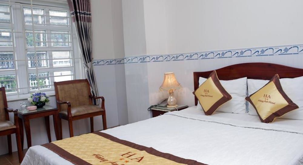Hung Anh Hotel Standard Double Room