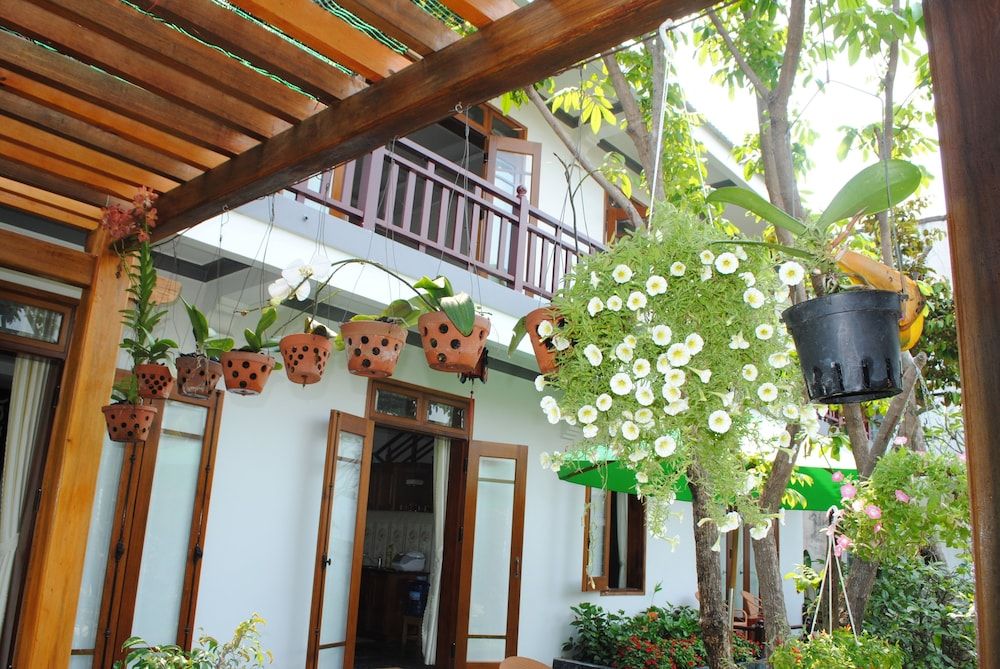 undefined Hoi An Osaka Riverside Villa & Spa 5