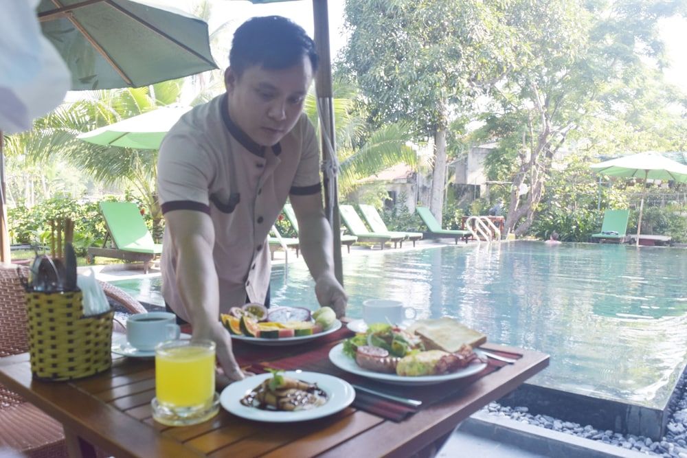 undefined Hoi An Osaka Riverside Villa & Spa 9