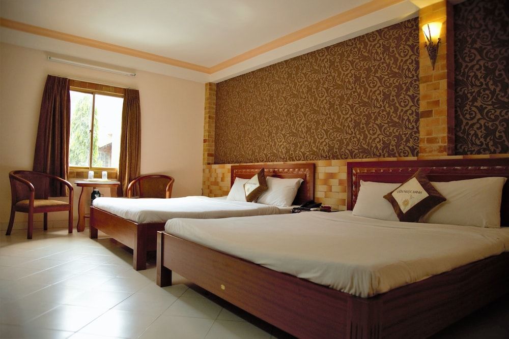 Vien Ngoc Xanh 1 Hotel Family Room 5