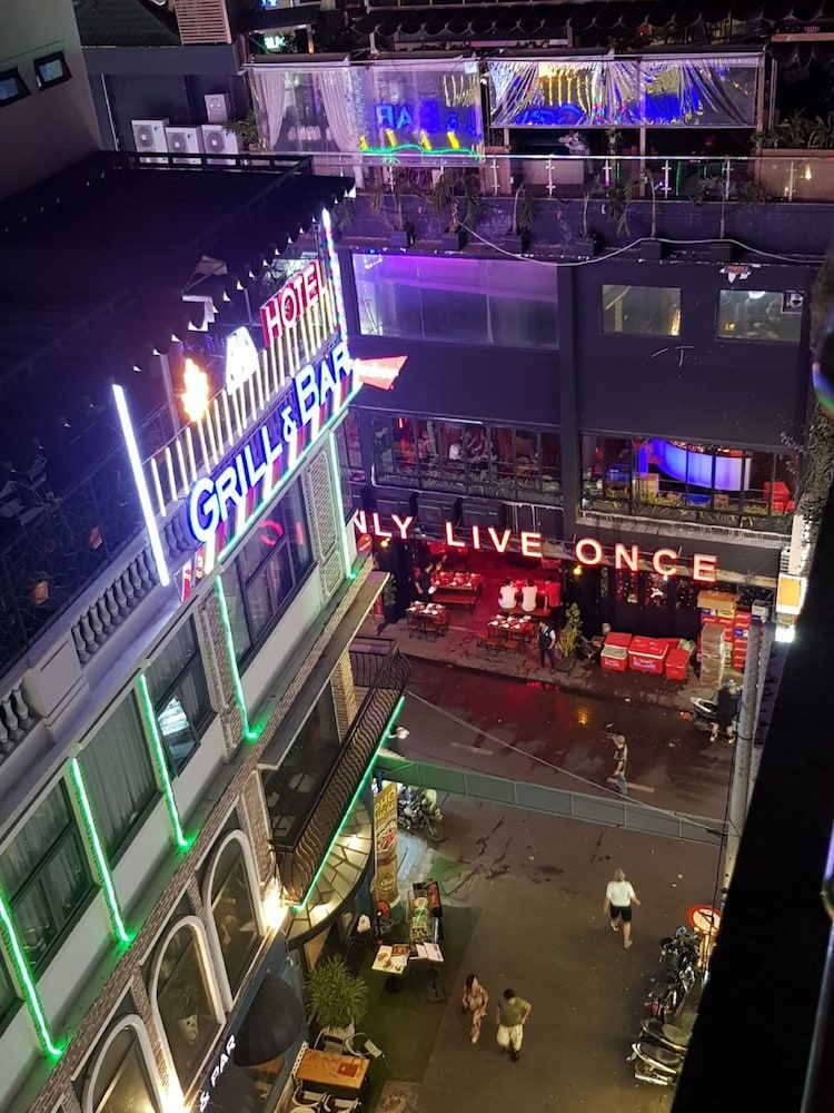 undefined Hong Vinh Hotel 6