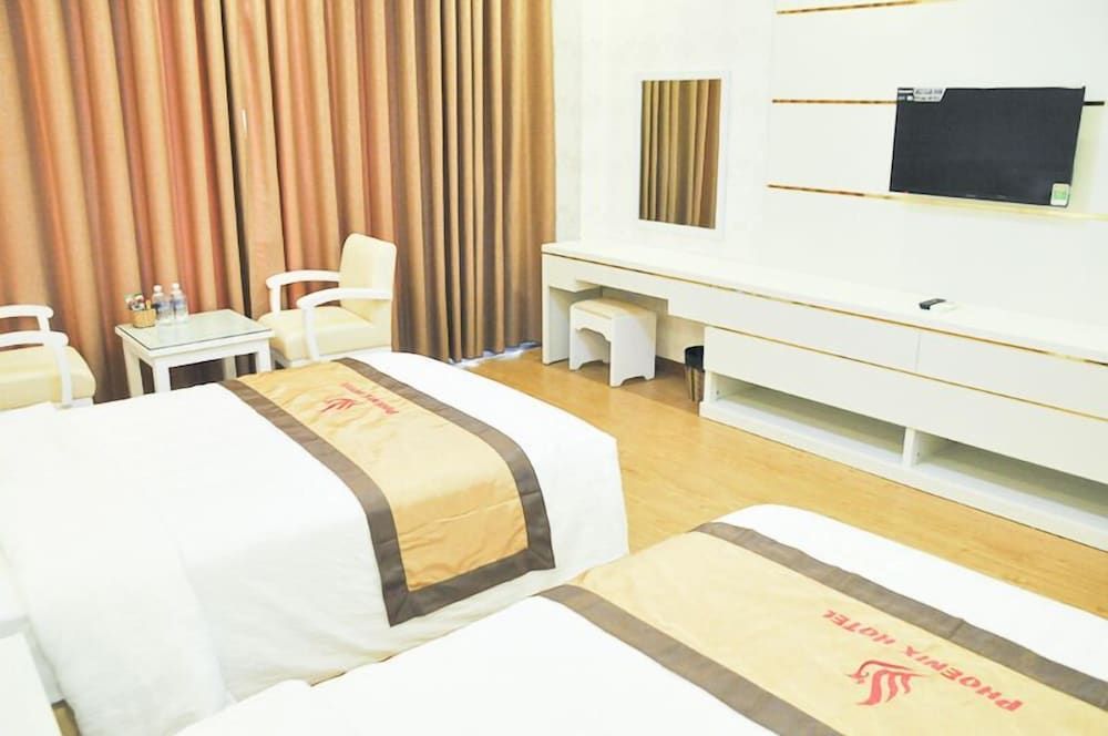 undefined Phoenix Hotel 8