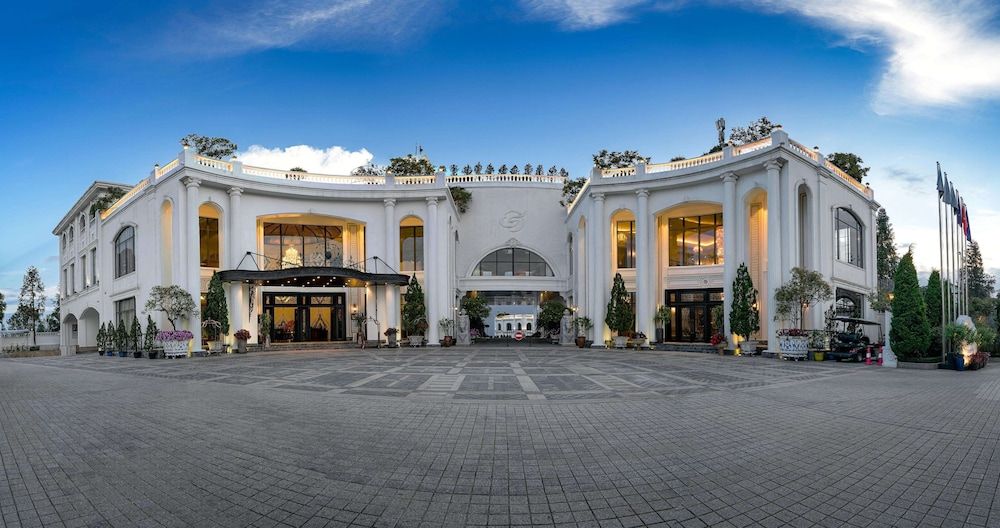 undefined Silk Path Grand Sapa Resort & Spa 2