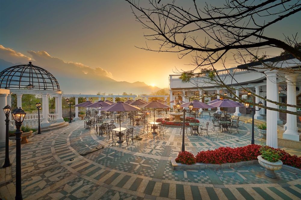 undefined Silk Path Grand Sapa Resort & Spa 6