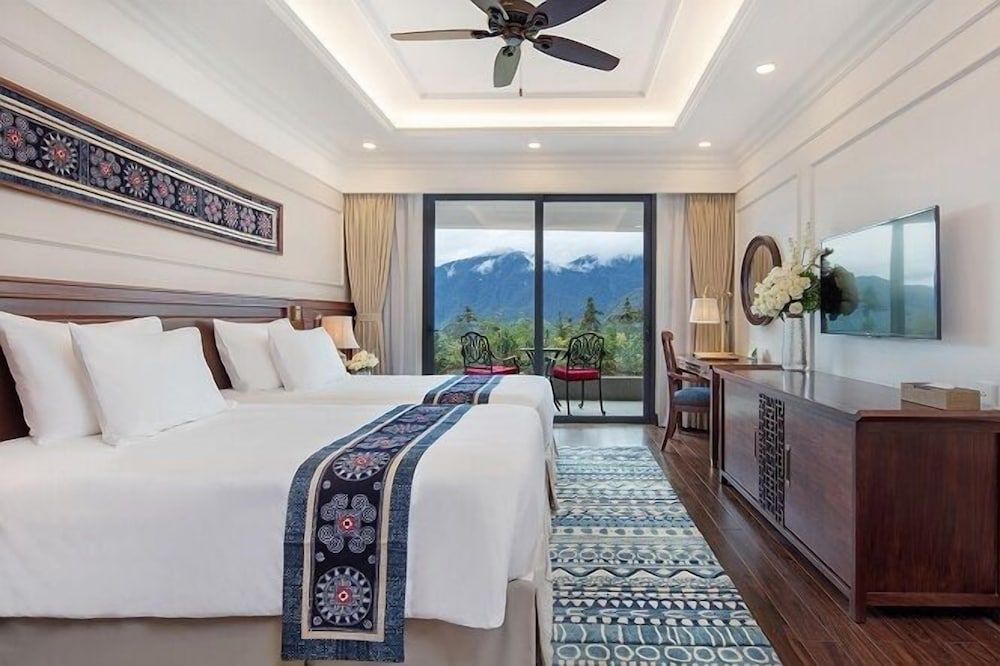Balcony Classic Mountain View - Free Herbal Bath