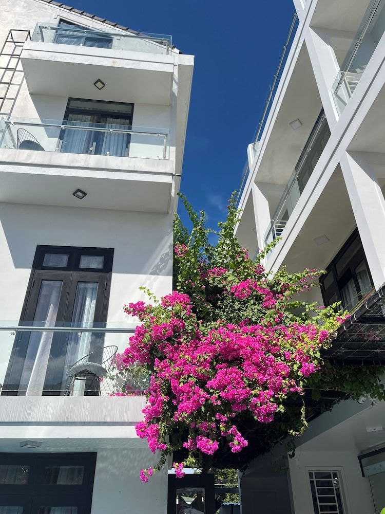 undefined Banana Garden Villa 8