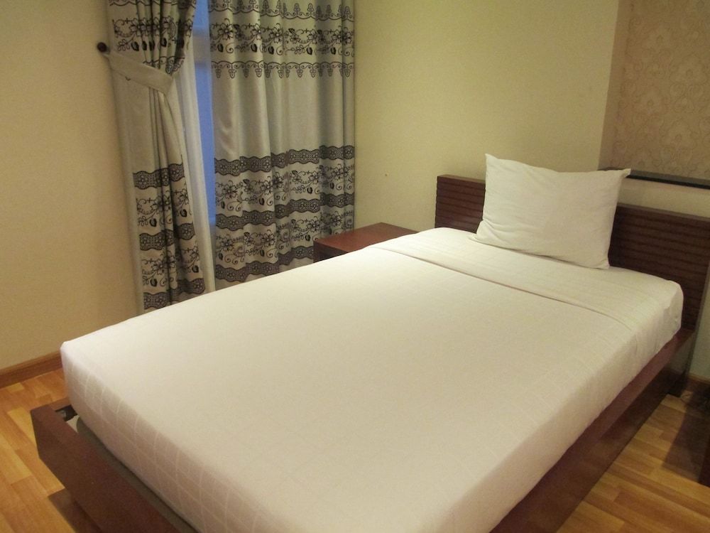 Deluxe Twin Room, City View