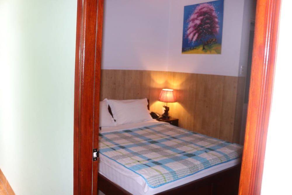undefined Kim Long Hotel 9