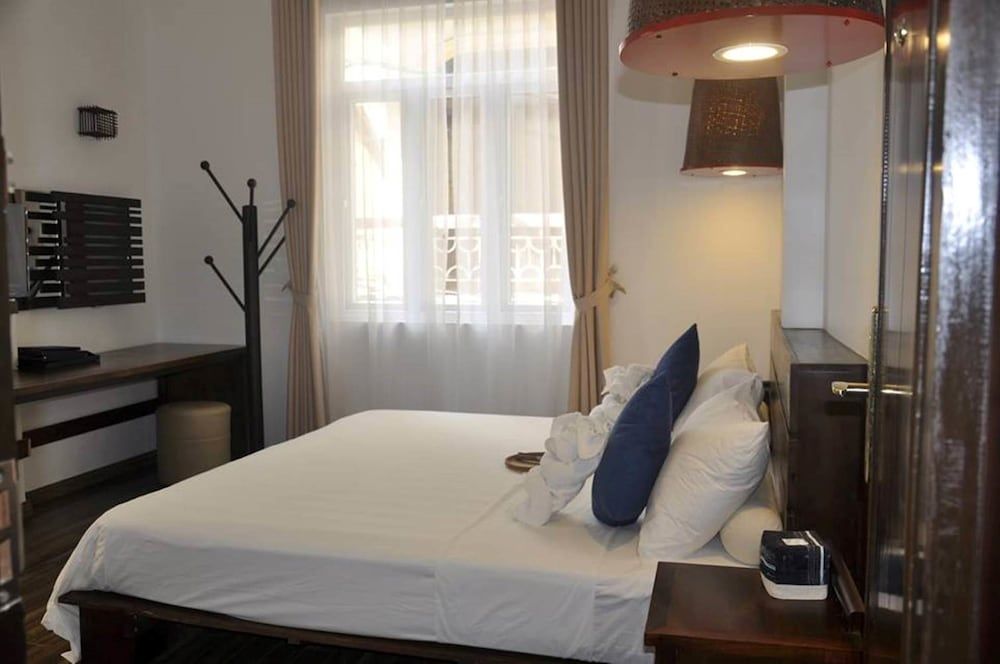 Cinnamon Hotel Hanoi Deluxe Double Room, 1 Double Bed, Non Smoking, City View 2