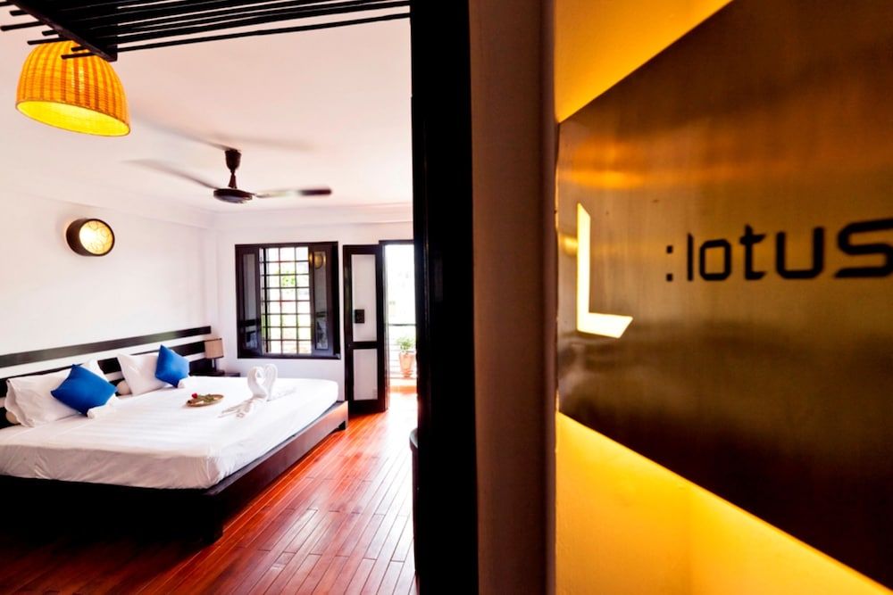 Cinnamon Hotel Hanoi Deluxe Triple Room 3