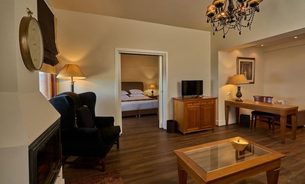 Xenia Palace Portaria Suite, Sea View (Panoramic) 3