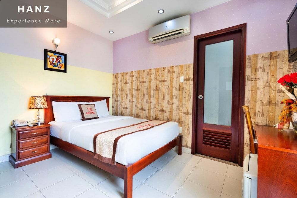 S79 Vuong Quang Airport Hotel Standard Double Room