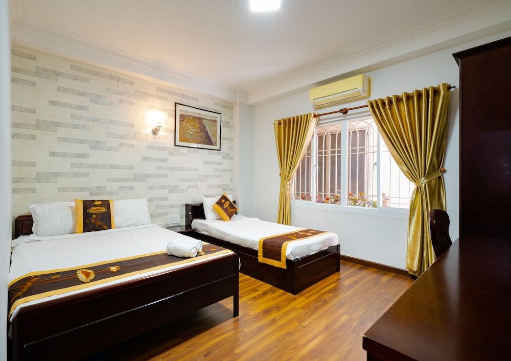 undefined Saigon Amigo Hotel 4