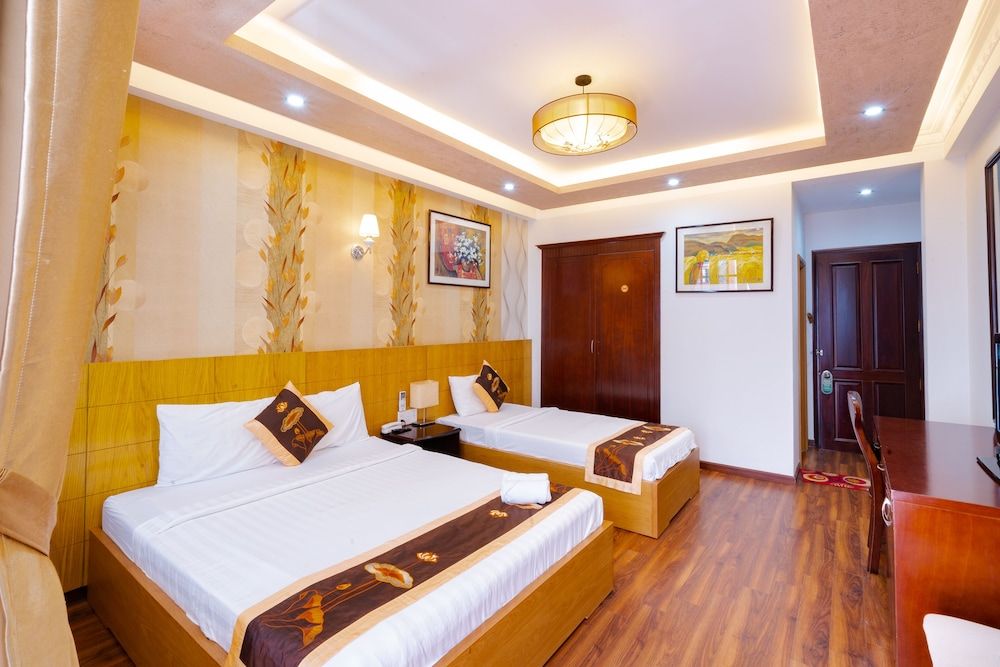 undefined Saigon Amigo Hotel