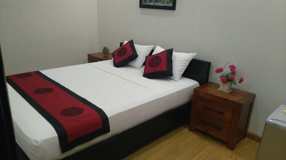 Deluxe Double Room (Window)