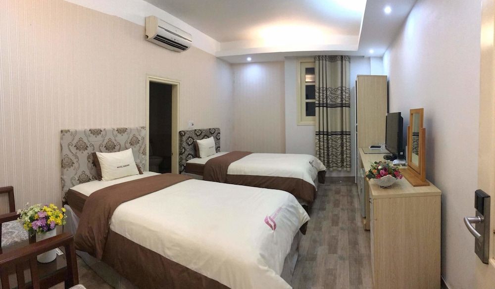 undefined Sebong Hotel 5