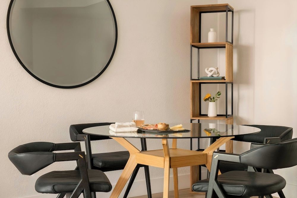 undefined Sonder by Marriott Bonvoy Rideau Apartments Downtown