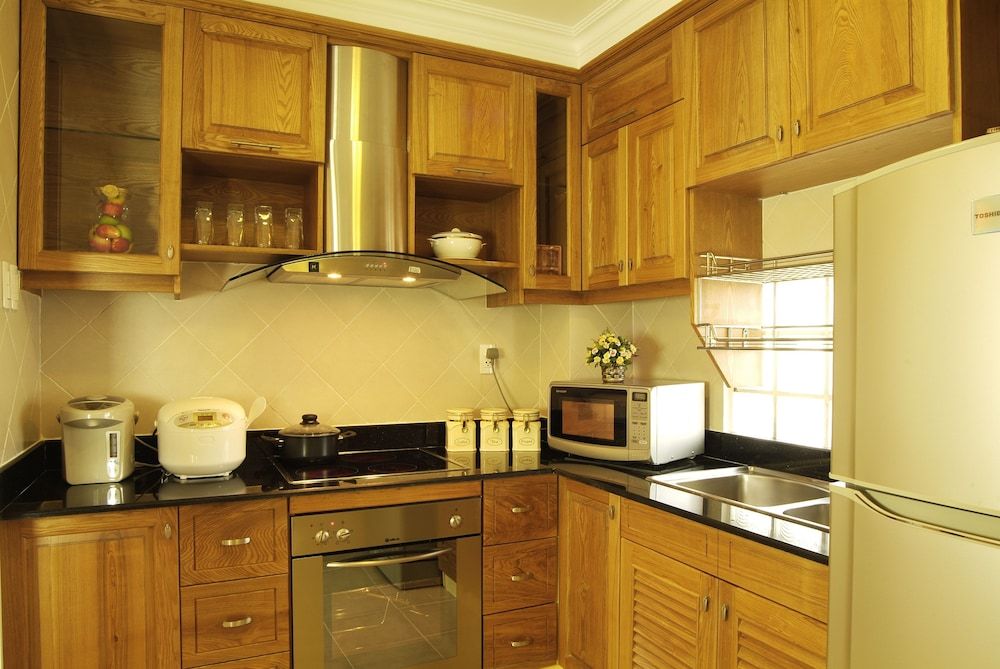 undefined Golden Globe Apartment 2