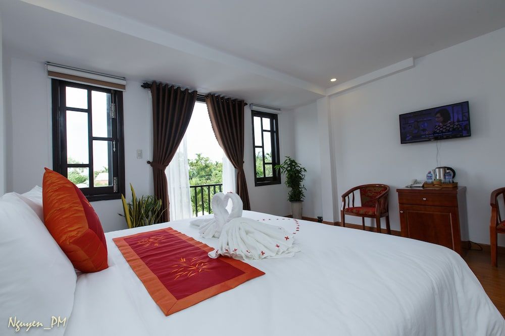 Deluxe Double Room, 1 Bedroom, Balcony, Pool View
