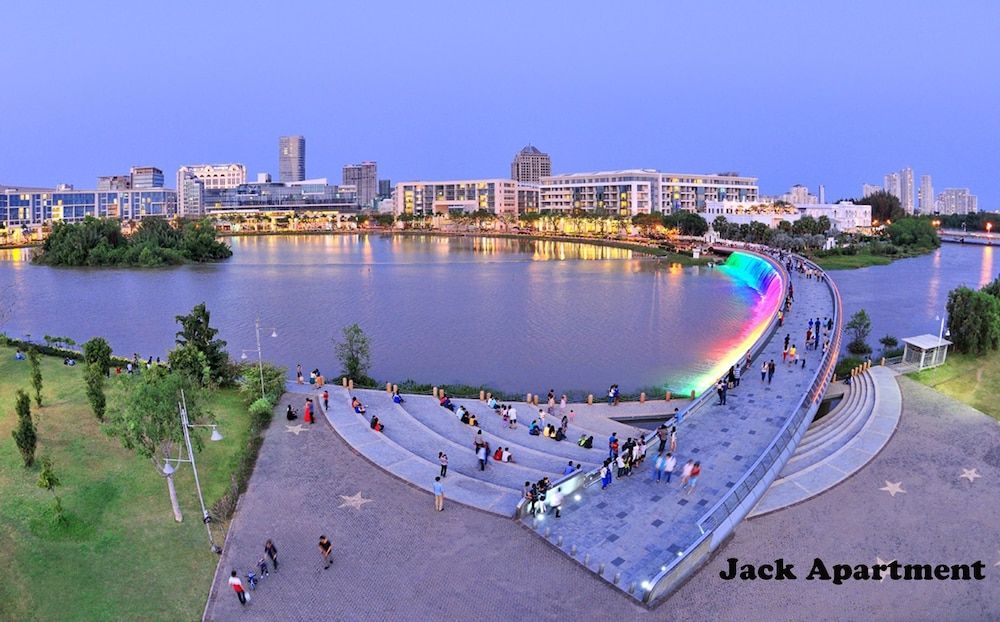 undefined Jack Apartment 6