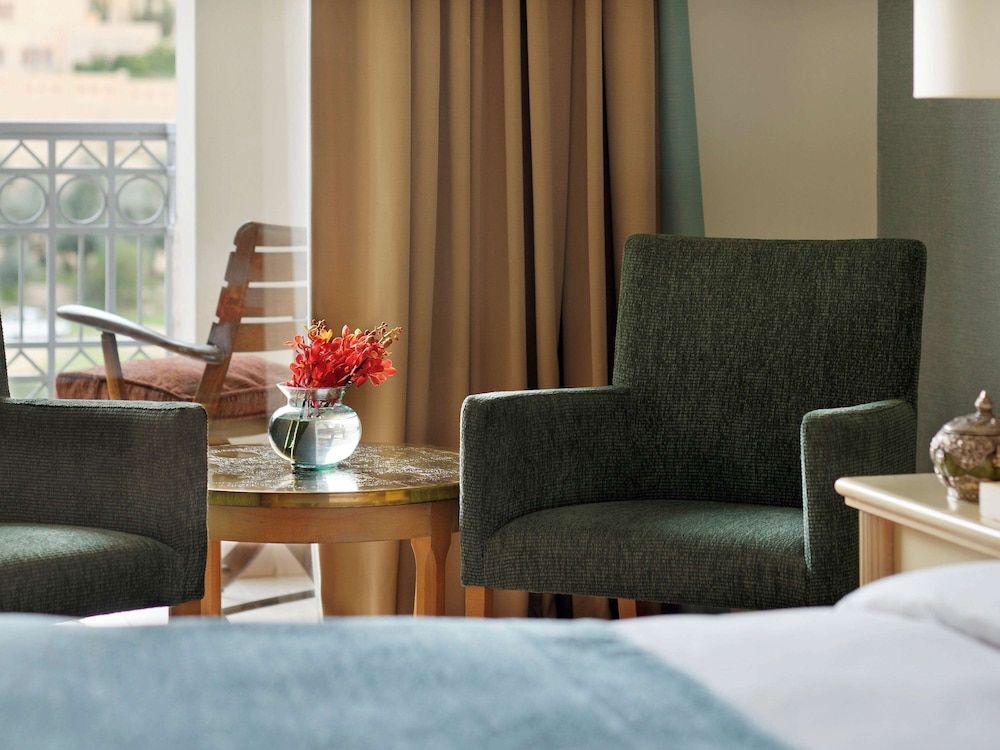 Mövenpick Resort Petra Classic Room, 1 King Bed 12