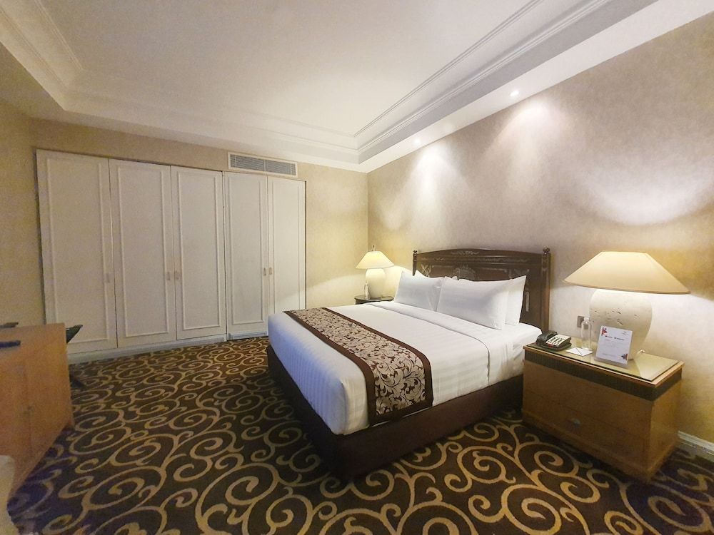 Premier Suite
