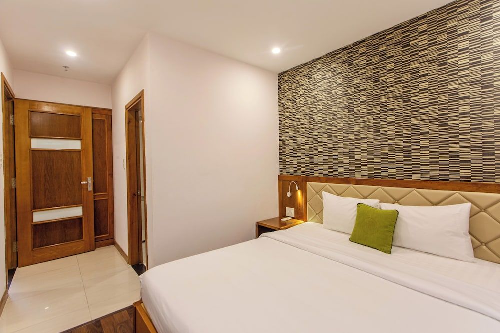 Family Apartment, 3 Bedrooms, Connecting Rooms, City View