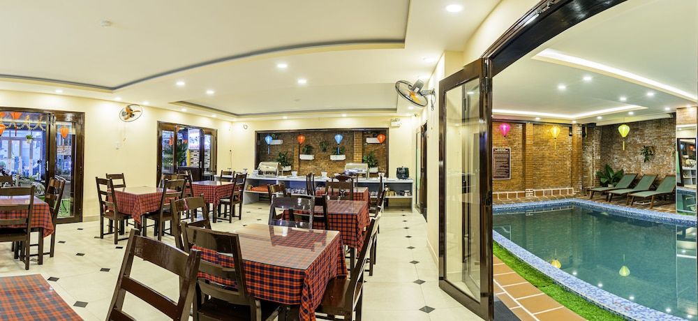 undefined Golden River Hotel 10