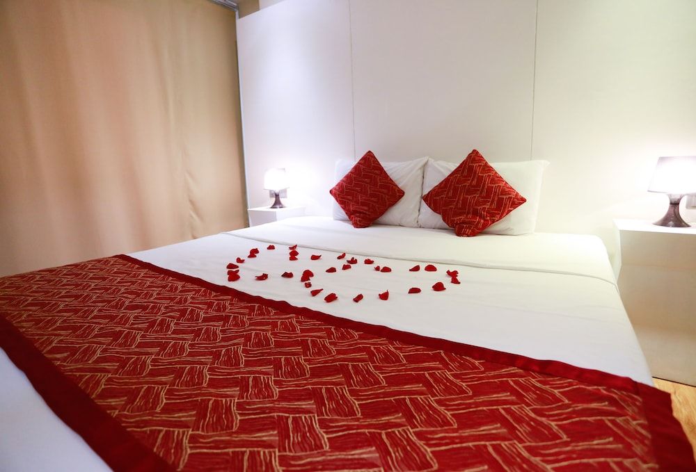 Thu Do Hotel Da Nang Deluxe Room, 1 Double Bed, City View 2