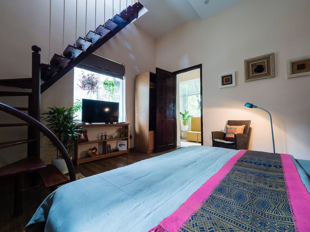 Hanoi Balcony Homestay Family Room 3