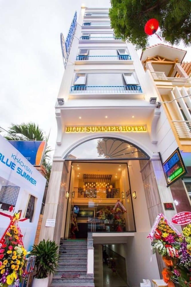 undefined Blue Summer Hotel 7