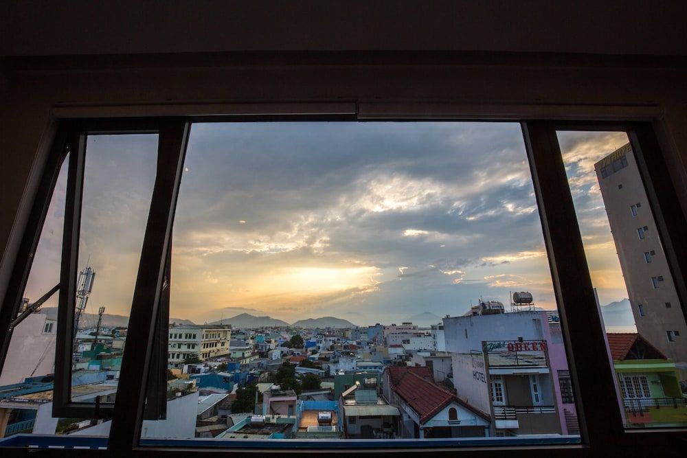 Blue Summer Hotel Deluxe Quadruple Room 8